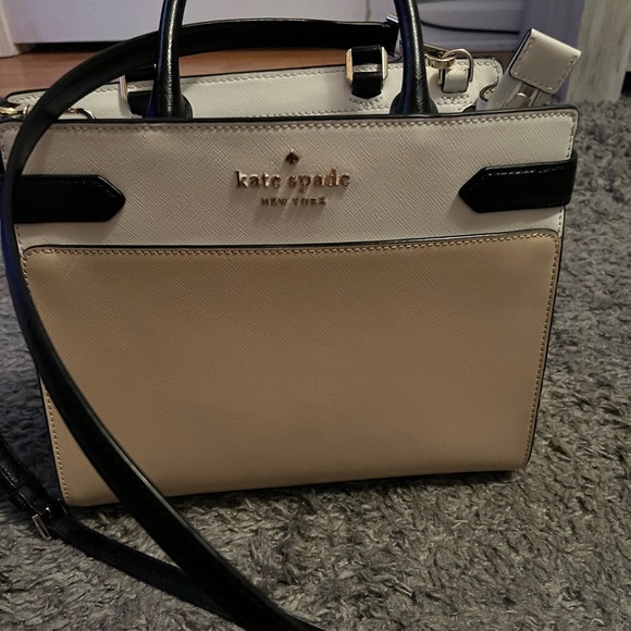 kate spade Handbags - Kate spade purse